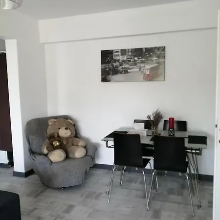 2 Ultracentral Bar Soho Apartment